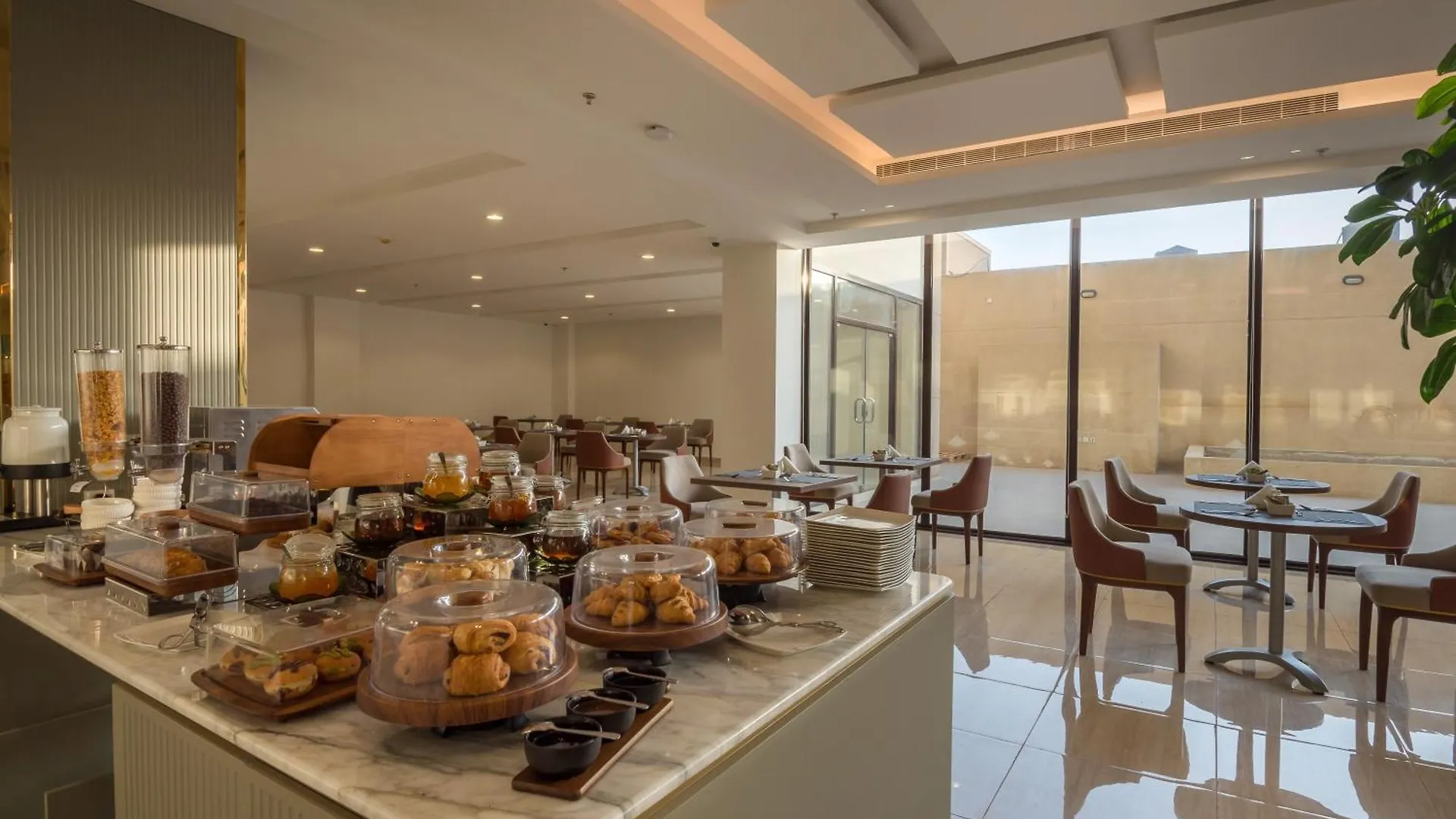 Erfad Hotel - Riyadh 3*,